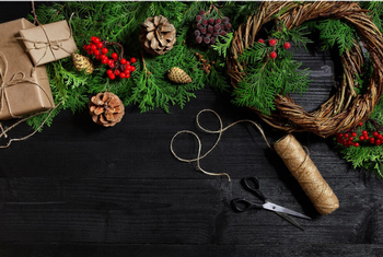 HOLIDAY WREATH WORKSHOP